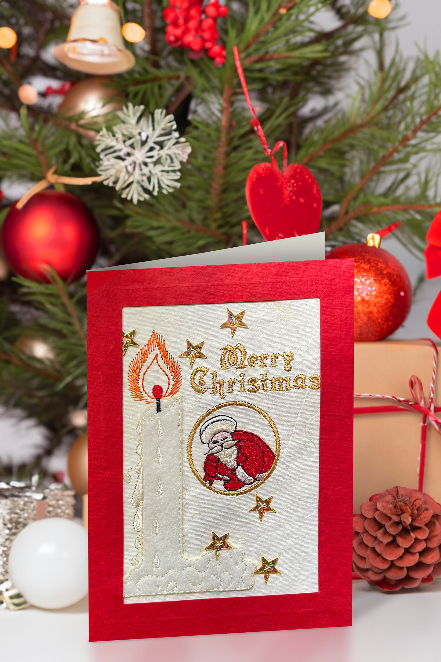Golden Glow of Christmas – Embroidered Candlelit Charm with Santa